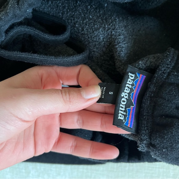 Pategonia Joggers - Picture 2 of 4